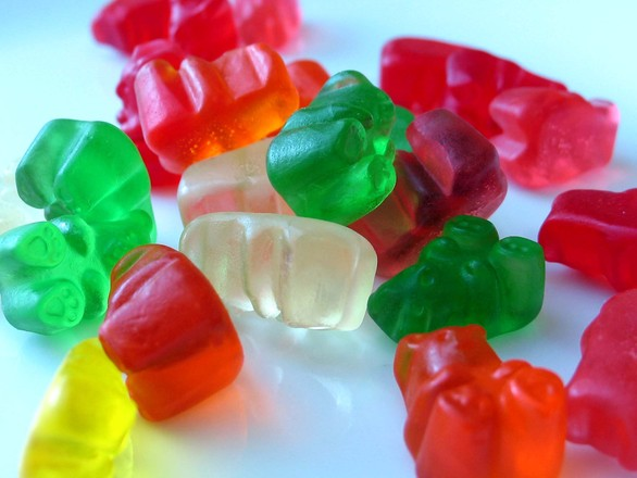 Edmond Dentist | 3 Ways Gummy Vitamins Can Impact Your Child’s Oral Health